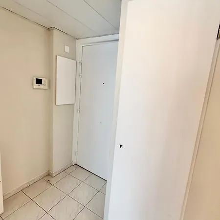 Juan - 4 People - Swimming Pool - Parking * Golfe-Juan